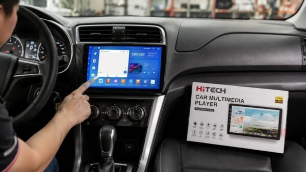 màn hình android ô tô hitech